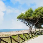 Appartement Bright Near The Bibione