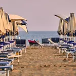 Appartement Bright Near The Bibione
